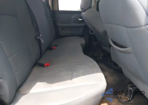 2013 Ram 1500 Slt z USA, uszkodzony, nr VIN 1C6RR6GP2DS625567